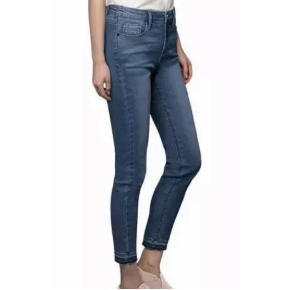 Kenneth Cole - Women's Skinny Cropped Jeans - Picture 10 of 10